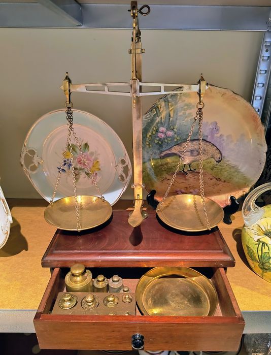 Zabytkowa waga szalkowa J. Hare Birmingham