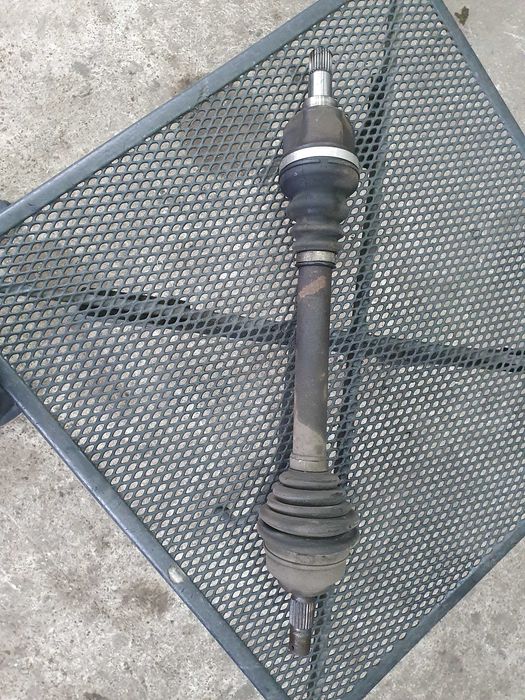 Półoś lewa przegub Peugeot 308 T7 1.6 benzyna 120km 5 biegów kpl