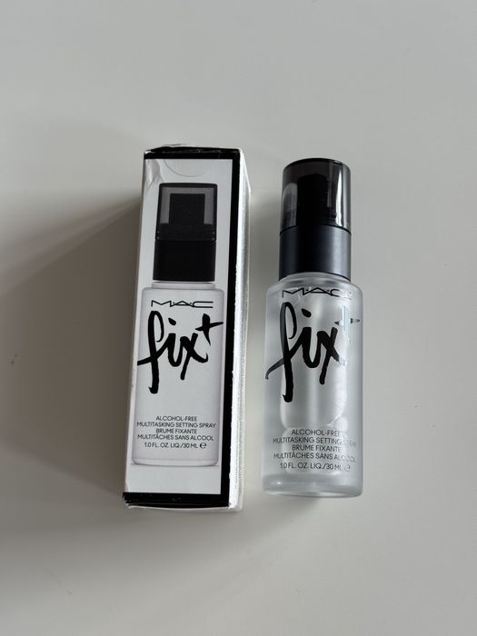 MAC Fix+ Alcohol-Free Multitasking Setting Spray
