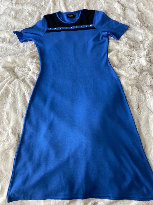 Sukienka niebieska Simple