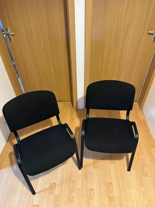 Krzesla czarne biurowe