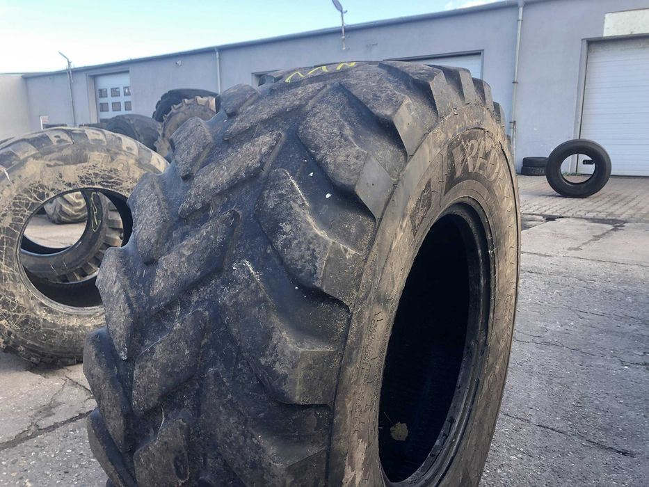 Opona Używana 500/70r24 Vredestein 19.5l24 Radial 40% Bieżnika