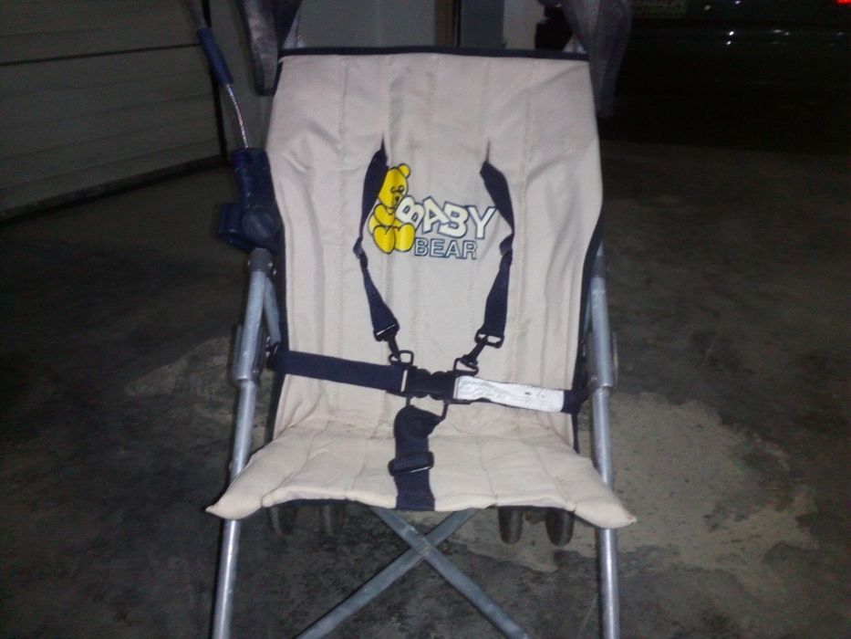 Cadeira de Rua com sombrinha