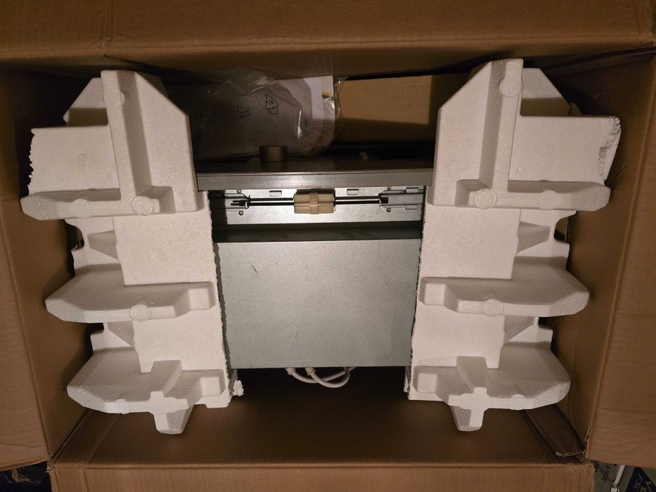 Sprzedam dwa ekspresy do kawy Whirlpool ACE 010