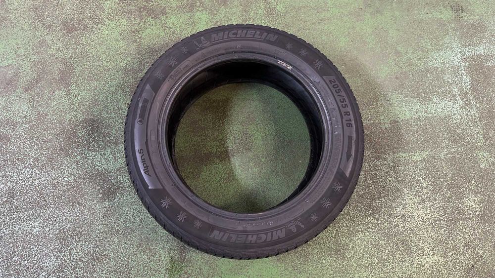 Para 205 55 R16 91T Michelin Alpin 5 bieżnik 2x4,8mm