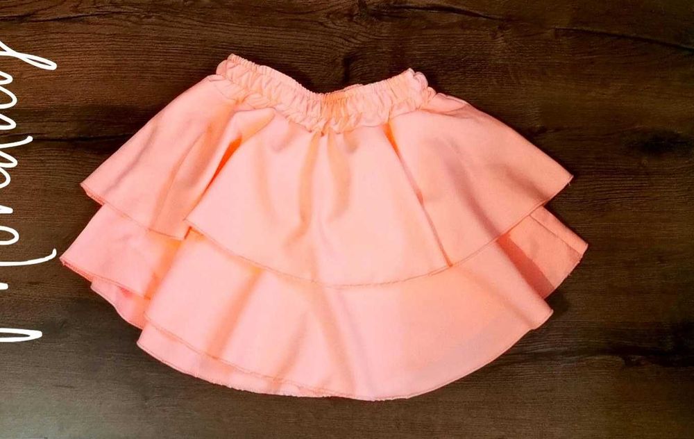 Spódnica mini falbany Uni róż Italy Moda