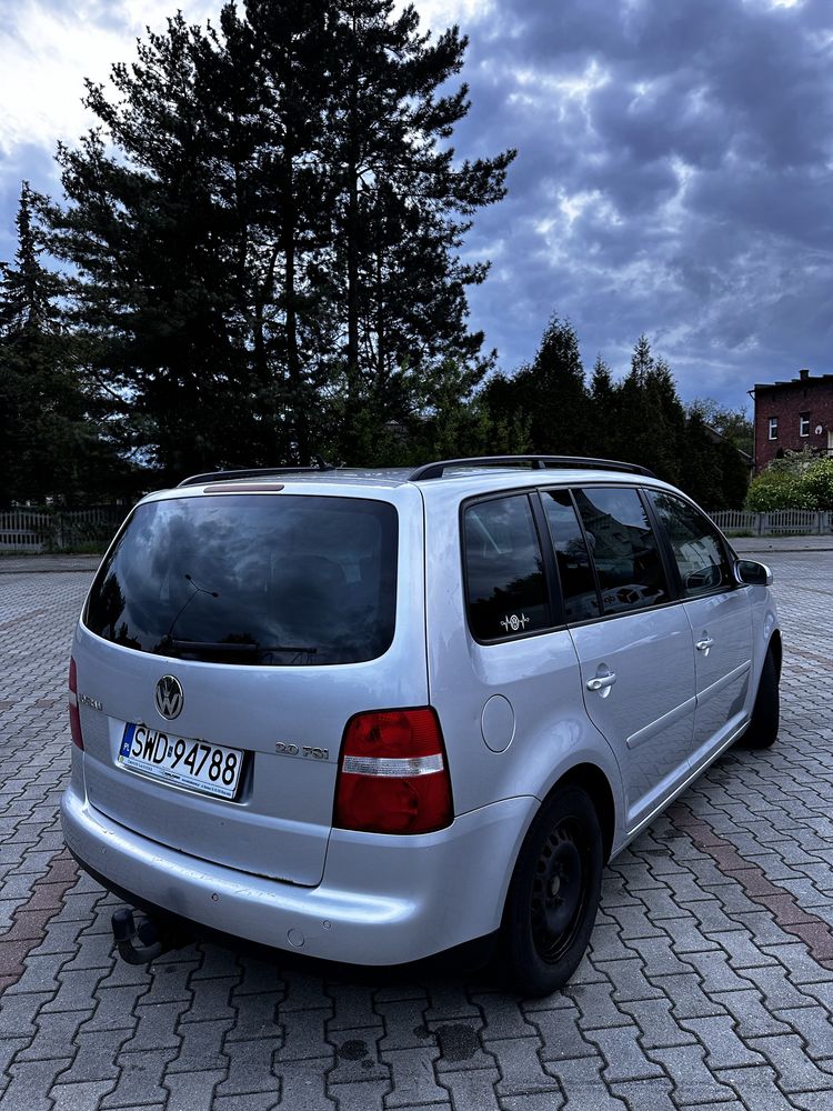 Volkswagen Touran 2.0fsi