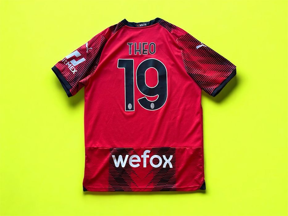 Футболка AC Milan Puma Original Theo Hernandez №19 XL червона