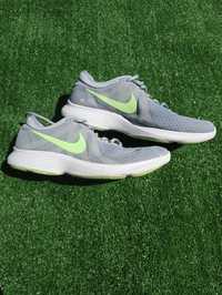 Кросівки Nike 44