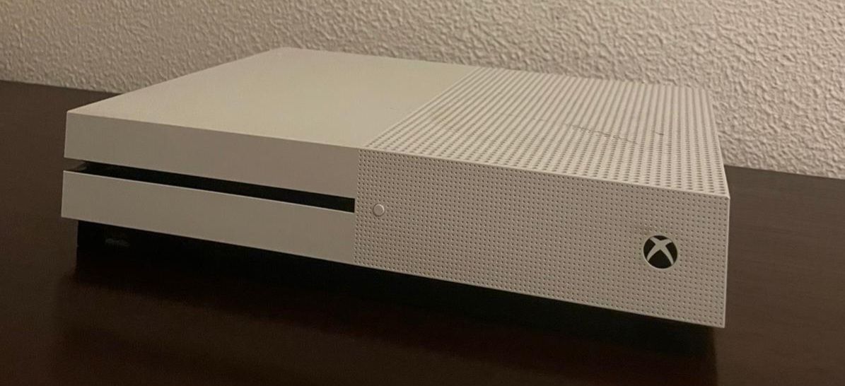 Consola XBOX One S 1 TB