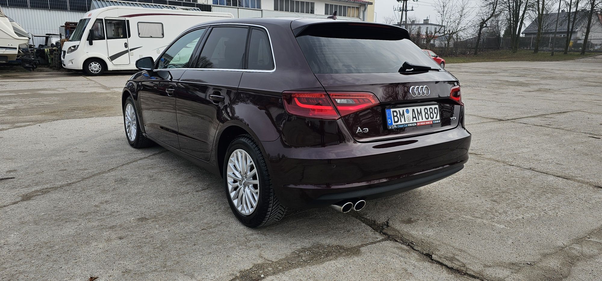 Audi a3 rok 2015 silnik 2.0 diesel bezwypadkowa ładna zamiana