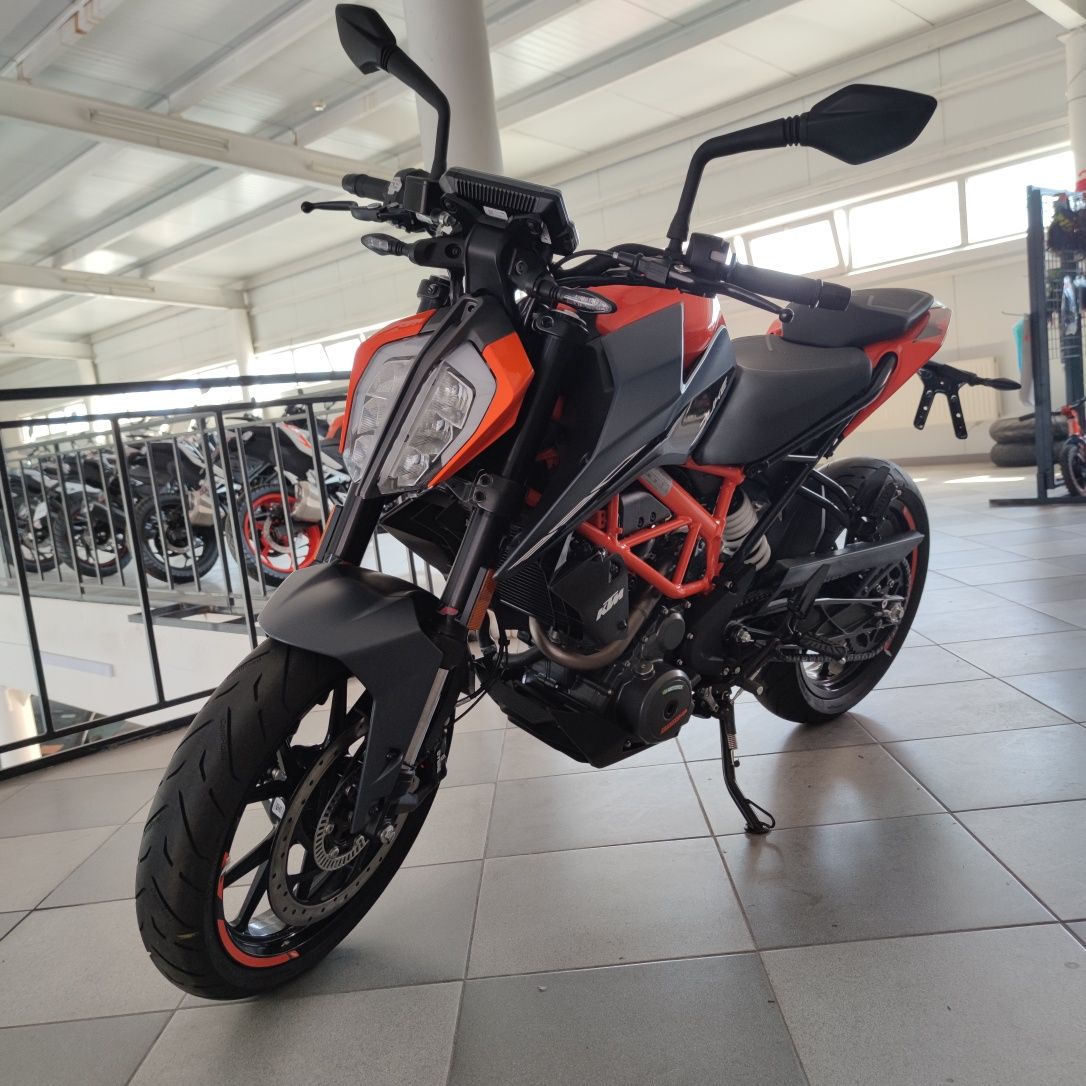 Мотоцикл KTM390 Duke