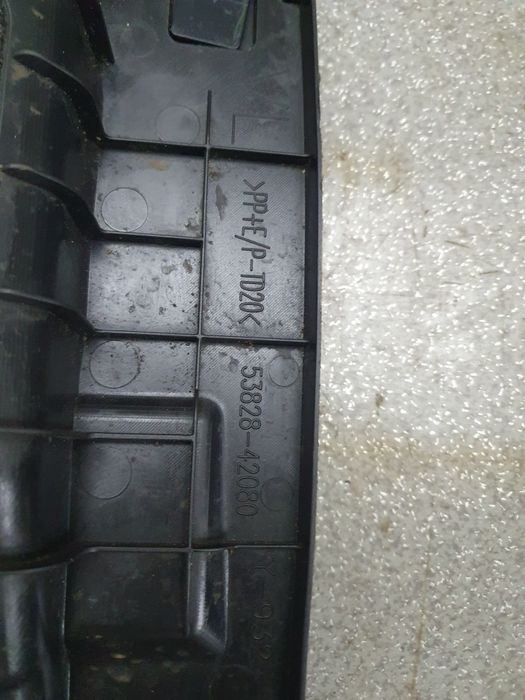 Пильник в крило накладка крила Toyota Camry70 2018-2024р Розборка