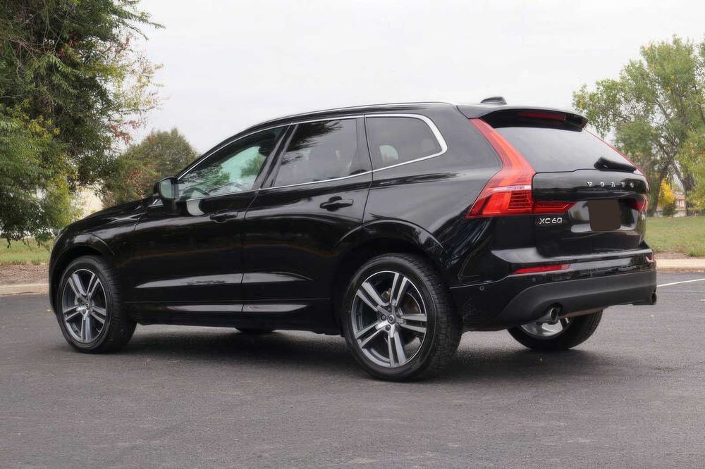 Volvo XC60 T5 Momentum      2019