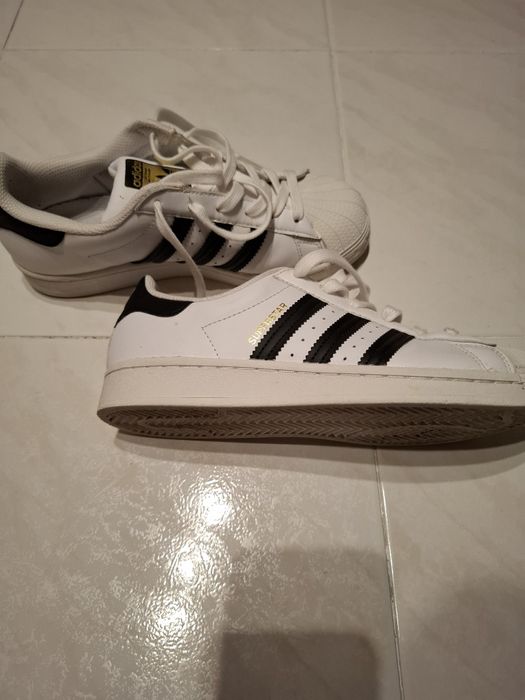 Ténis adidas superstar