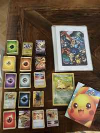 Karty pokemon - 757 sztuk + 1 duża limitowana karta + 2 albumy