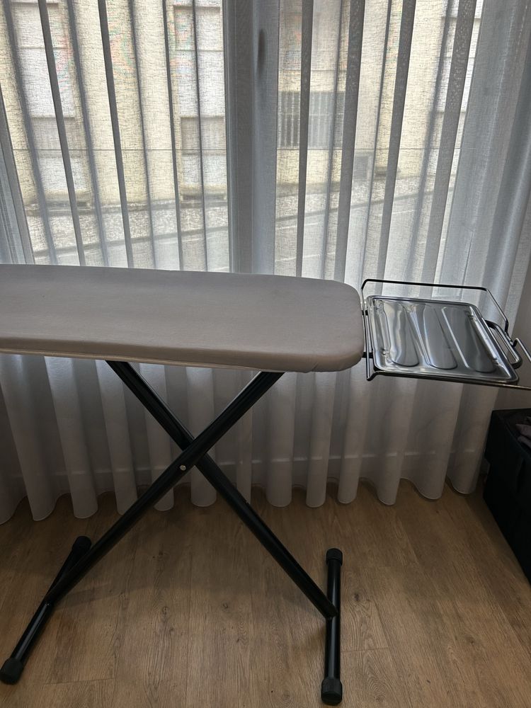 Tabua passar a ferro da marca Braun