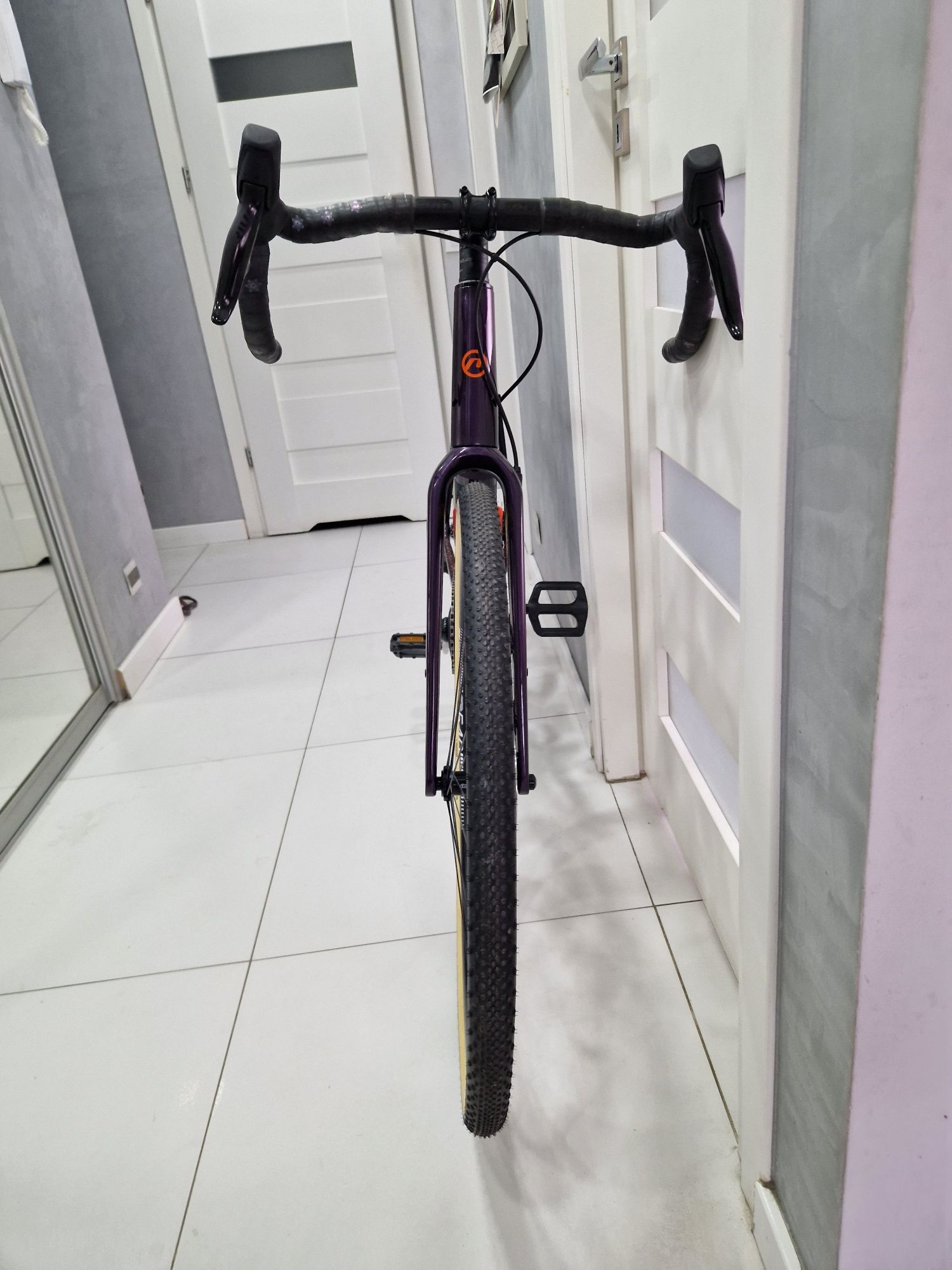 Gravel ACCENT FREAK CARBON rozm L [nowy] 9.1kg