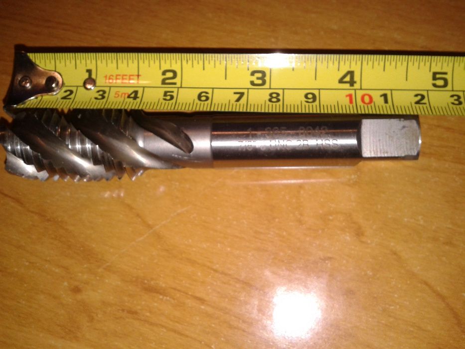 gwintownik 7/8" HSS