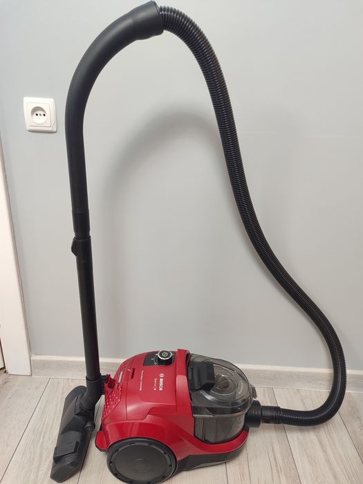 Пилосос BOSCH Бош