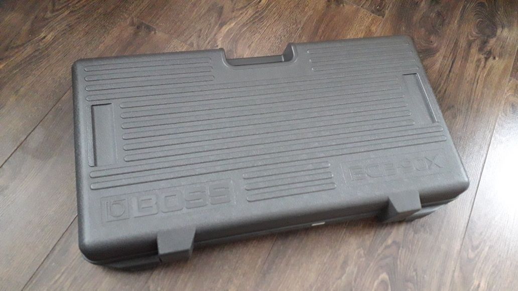 Boss BCB-90X Pedalboard / walizka na efekty / gitara / przester