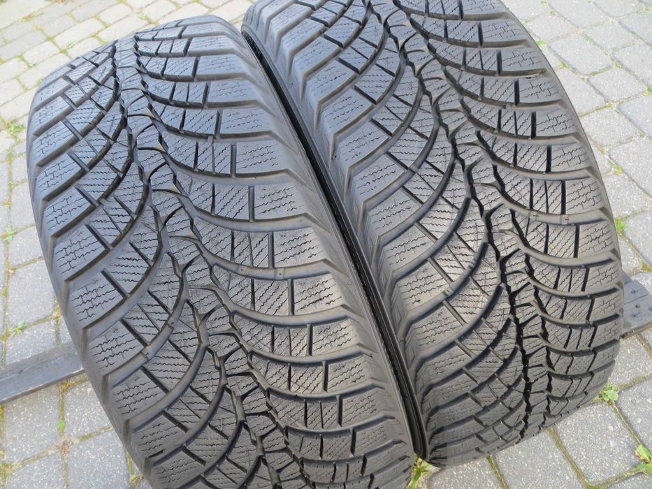 Opony zimowe Kumho 225/45/18 cena za 2 szt.