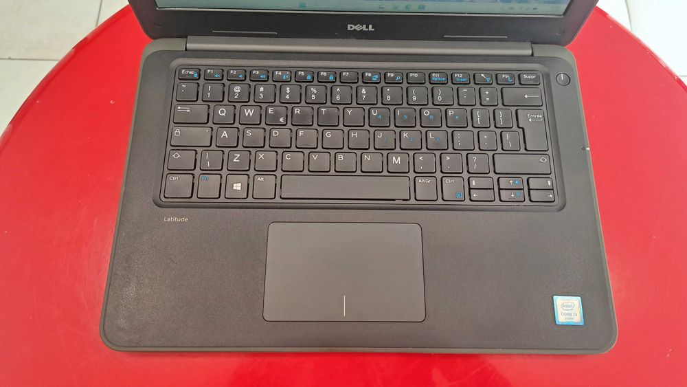 Tani Laptop Dell Latitude 3380 13" i3 8GB/128SSD Win11 A-Klasa FV23