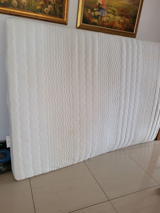 Materac 2 m x 1.40 m. Używany