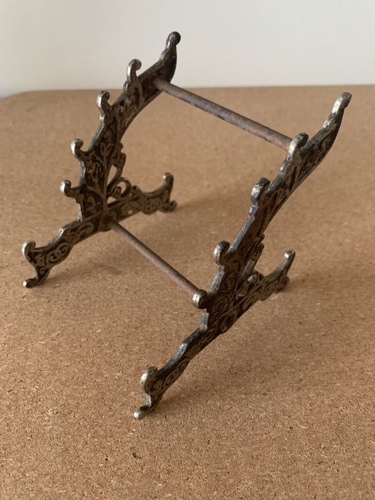 Antigo suporte para pincéis / canetas