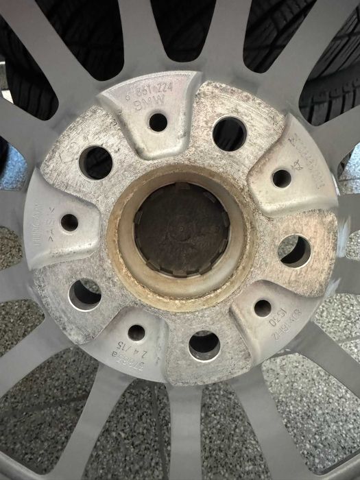 Koła zimowe BMW OE G30/G31 + 225/45R18 Goodyear Ultragrip 8