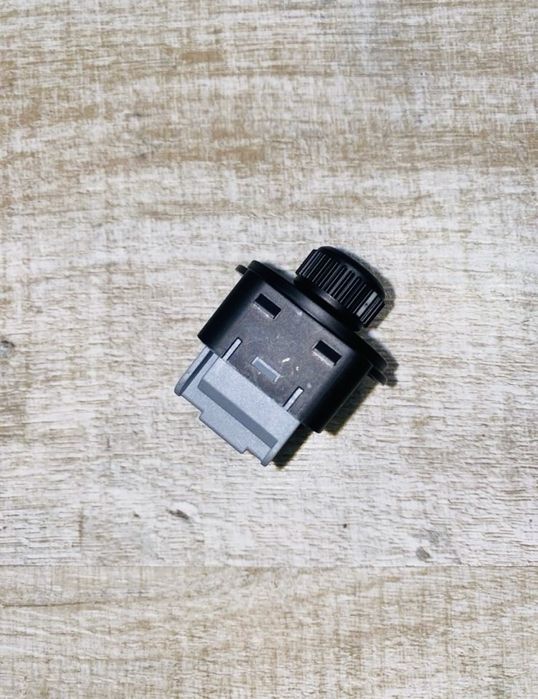 Джойстик регулятор дзеркал skoda octavia 2 a5 вантажівок