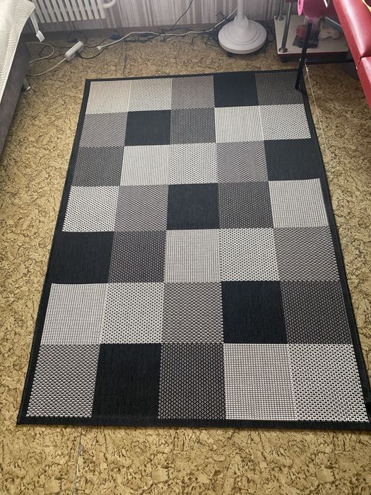 Килим гарної якрсті 130*193