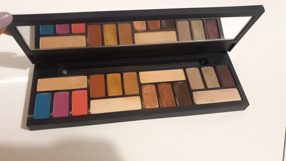 Paleta do oczu Smashbox L.A. Cover Shot Eye Palette