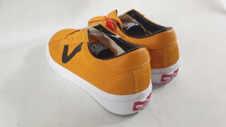 Trampki dziecięce Vans SPORT r. 36,5 biały, pomarańczowy