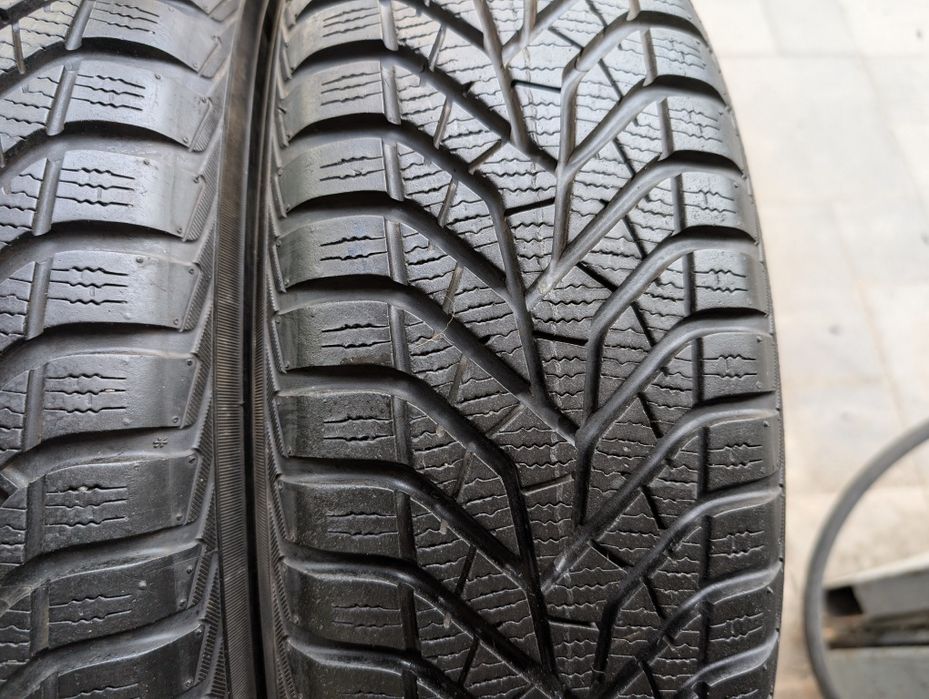 Пара зимних шин 195/80 R15 Yokohama