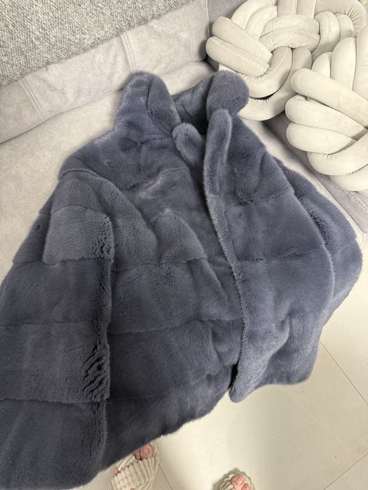 Продам норковвй полушубок , цельные пластины