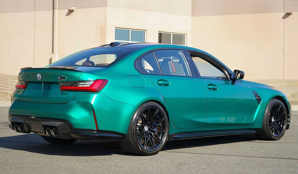 BMW M3 Competition      2023