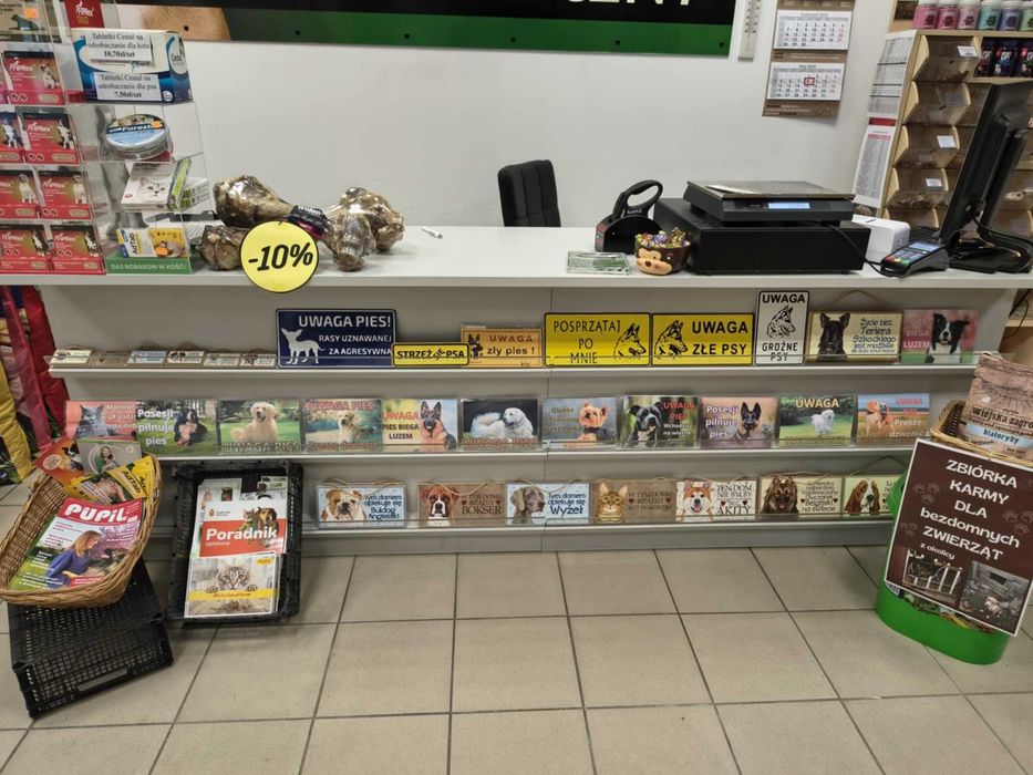 Lada sklepowa solidna