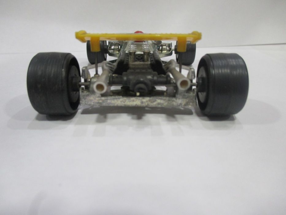 Miniatura 1/32 da Politoys Brabham F1