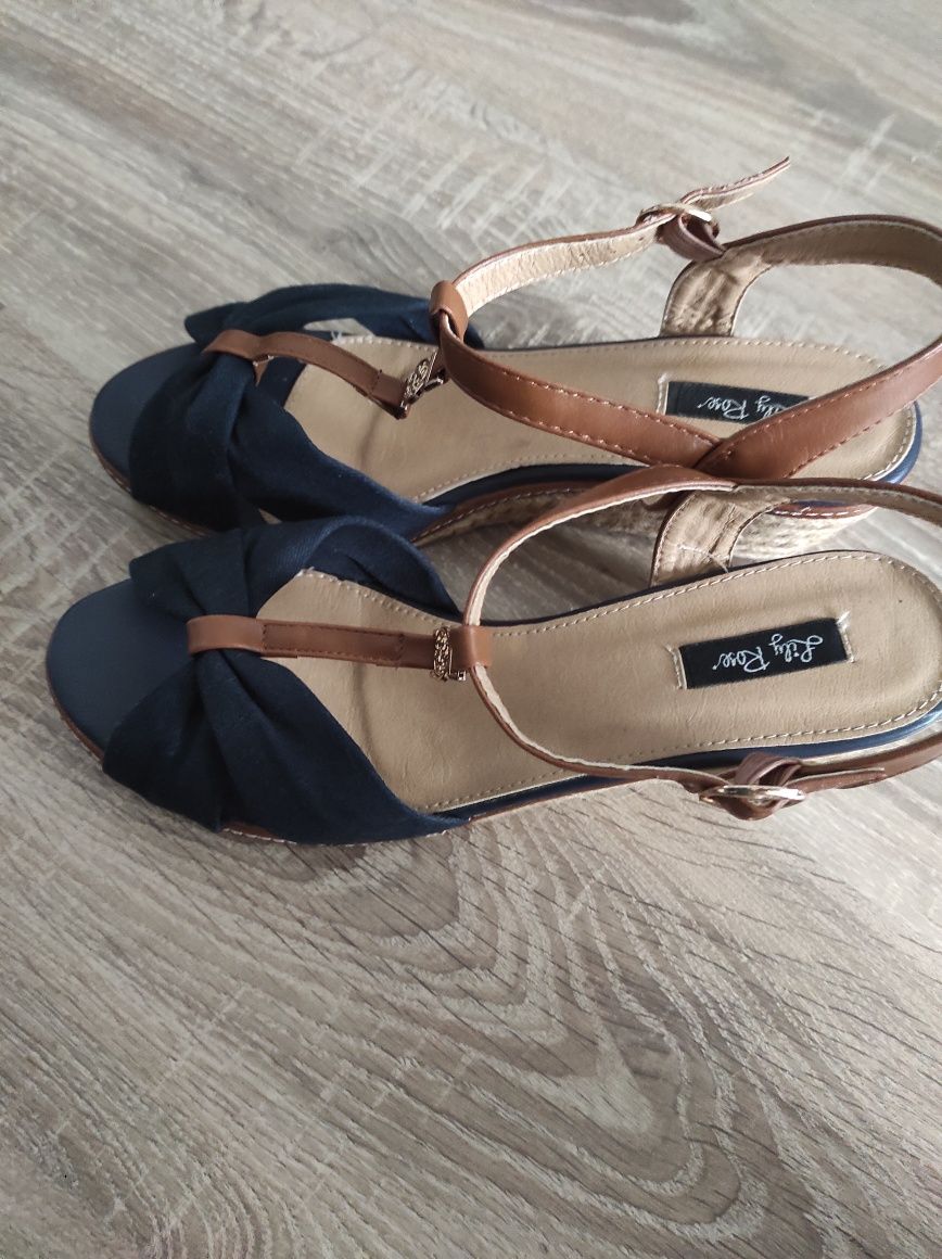 Buty sandały letnie rozmiar 40