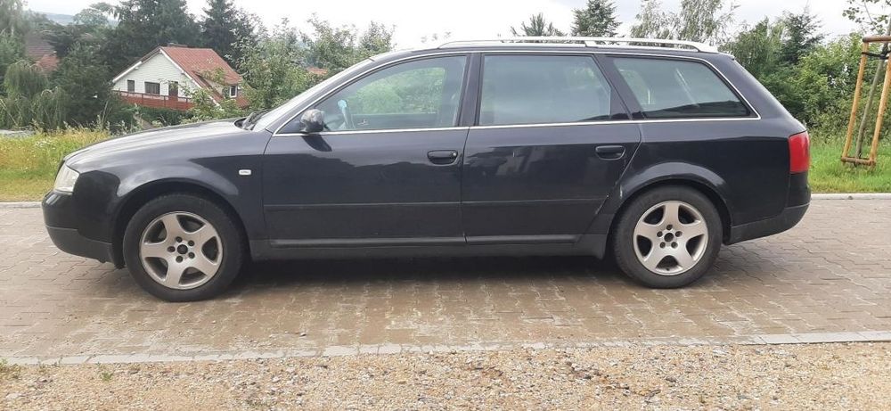 Audi A6 C5 kombi Maska Przód