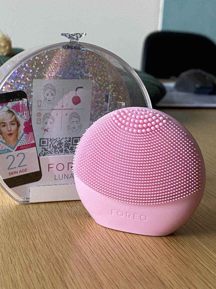 Szczoteczka soniczna Foreo Luna Fofo różowa Pearl Pink