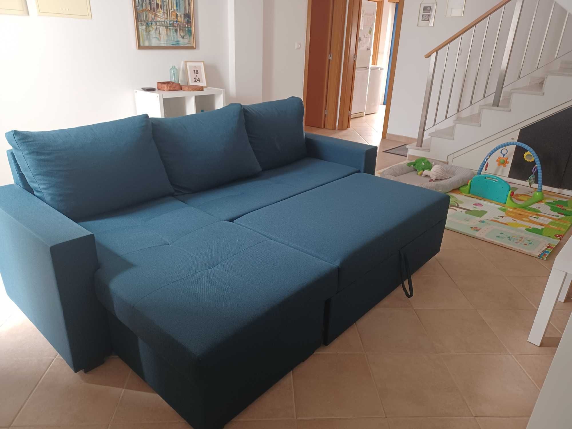 Sofá-cama Chaise Long Azul-Escuro – Bom Estado – Oportunidade!
