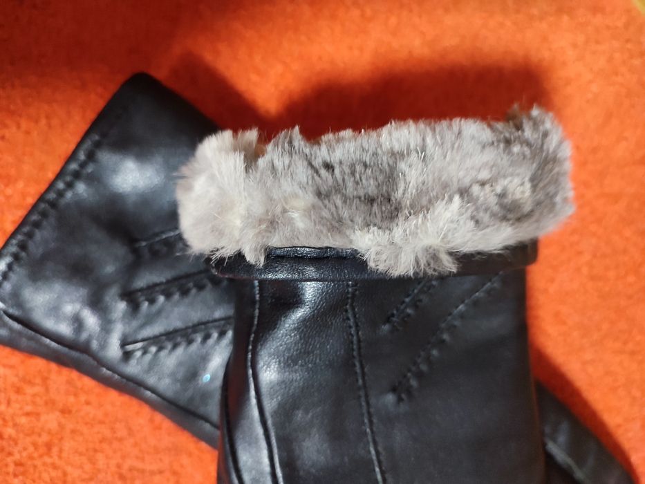 Перчатки шкіряні жіночі