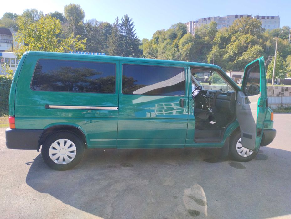 Volkswagen T4 2000 рік 2,5 TDi