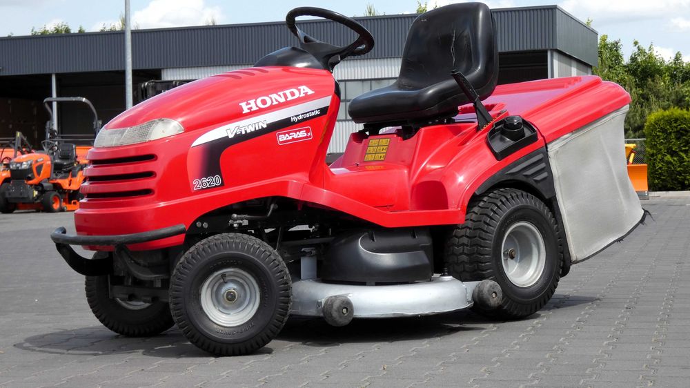 Traktorek kosiarka HONDA 2620 2 Cylindry 122cm (060604.5) - Baras