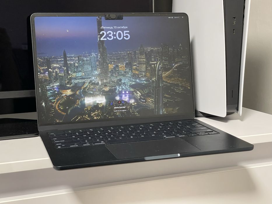 MacBook Air 13.6" M3 2024 Midnight