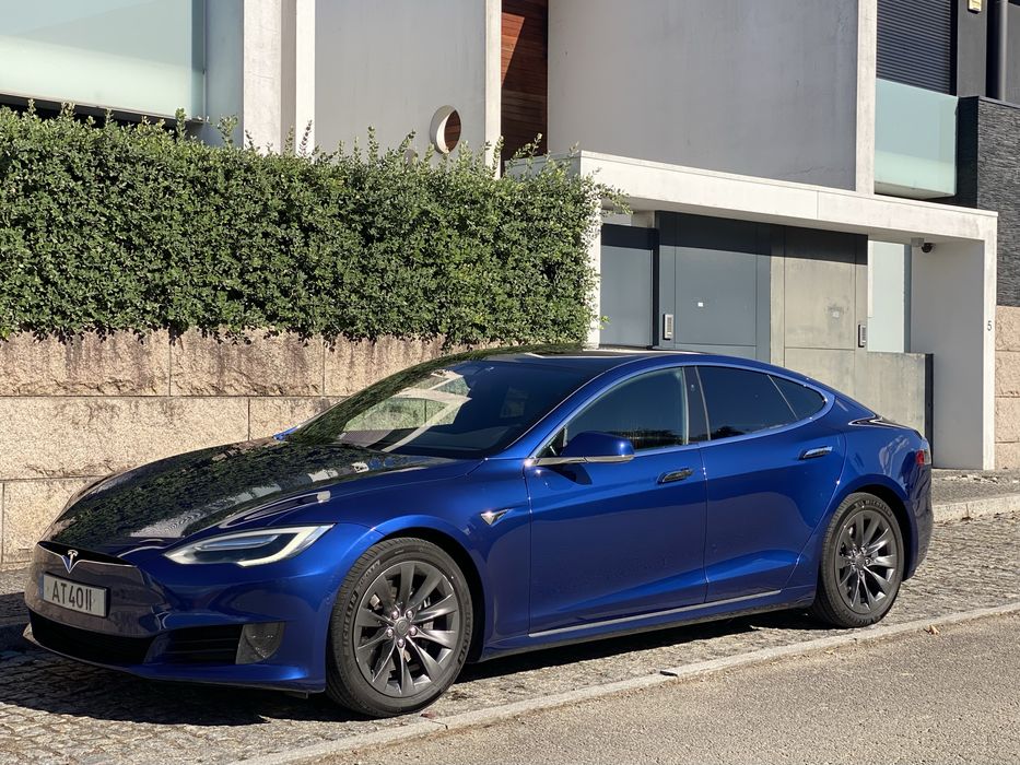Tesla Model S 75