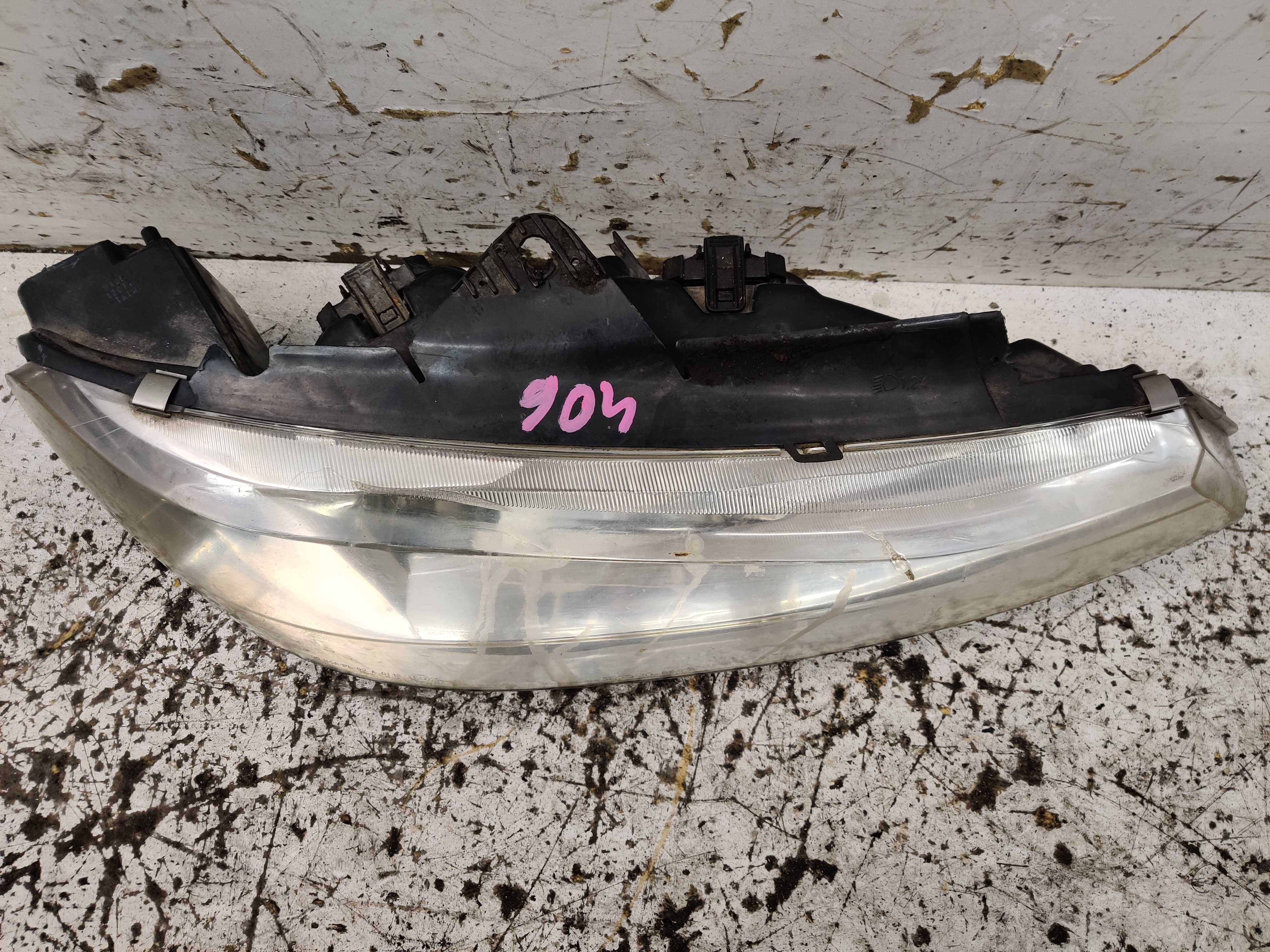 Peugeot 406 Lampa Prawa Przednia Prawy Przód