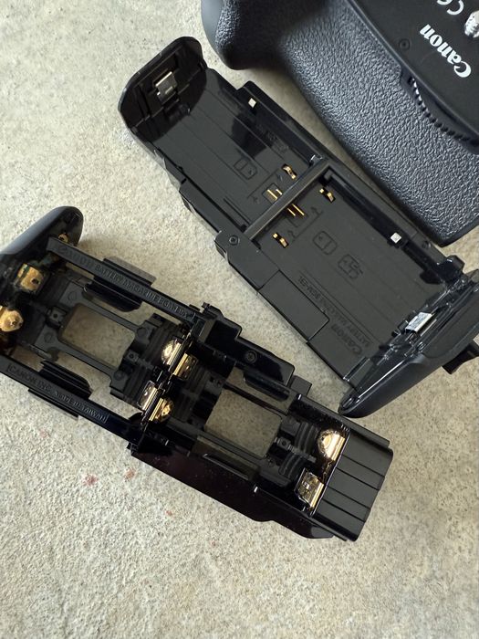 Punho Canon BG-E9 (Battery Grip EOS 60D)